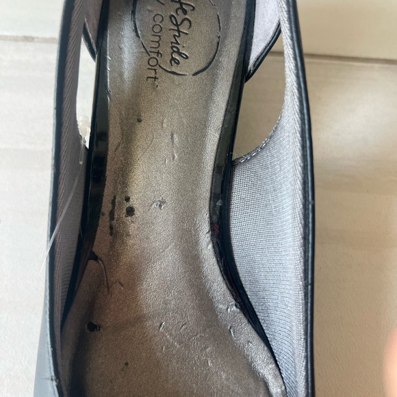 Life Stride Black Wedge Pump with Patent Toe - Picture 6 of 6